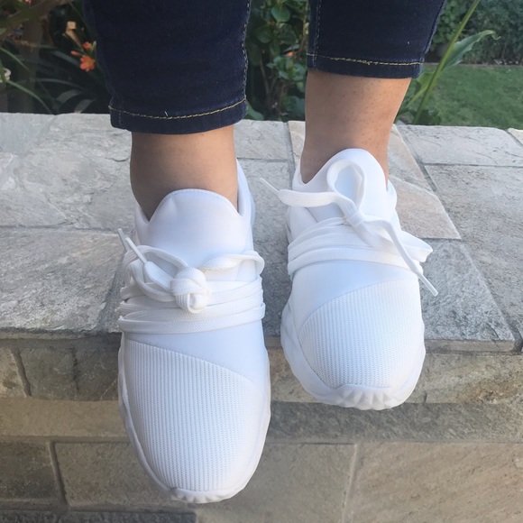 New super light sneakers 7 - Picture 8 of 10